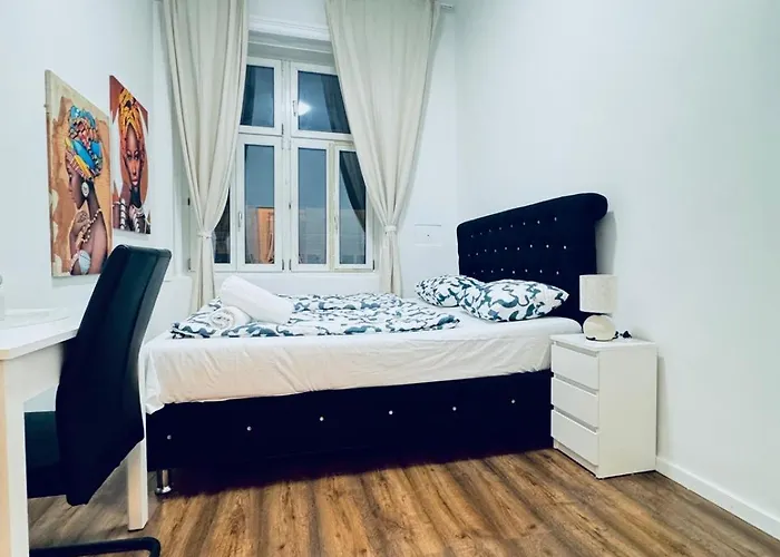 Spacious Private In 5br Near Atzgersdorf Station Apartman Bécs