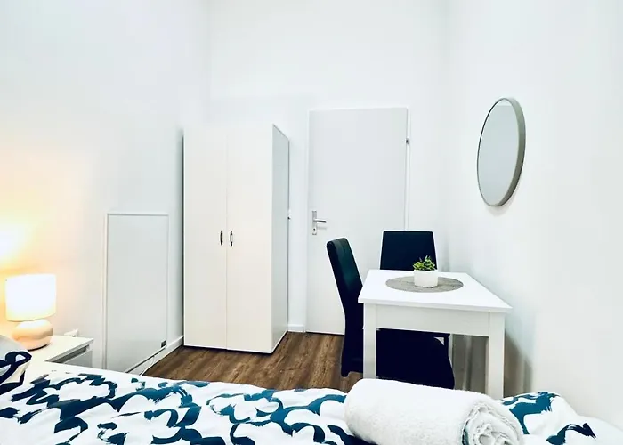 Spacious Private In 5br Near Atzgersdorf Station *