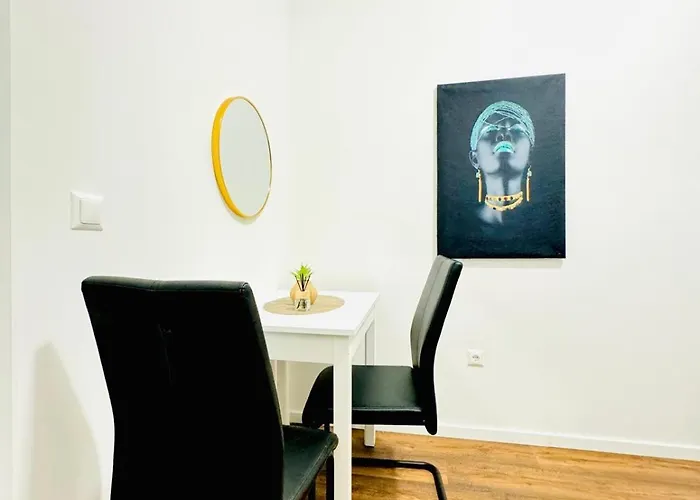Spacious Private In 5br Near Atzgersdorf Station