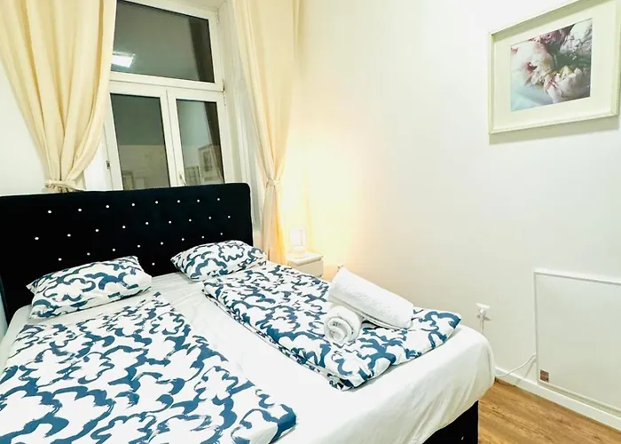 Spacious Private In 5br Near Atzgersdorf Station Apartman
