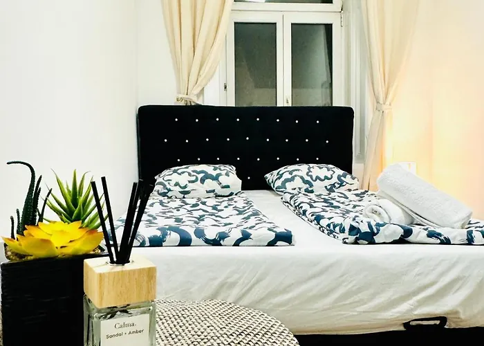 Apartman Spacious Private In 5br Near Atzgersdorf Station Bécs