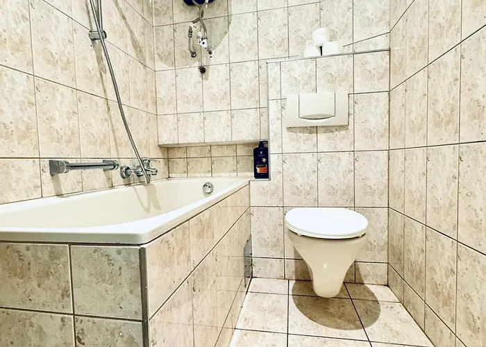 Spacious Private In 5br Near Atzgersdorf Station Apartman Bécs